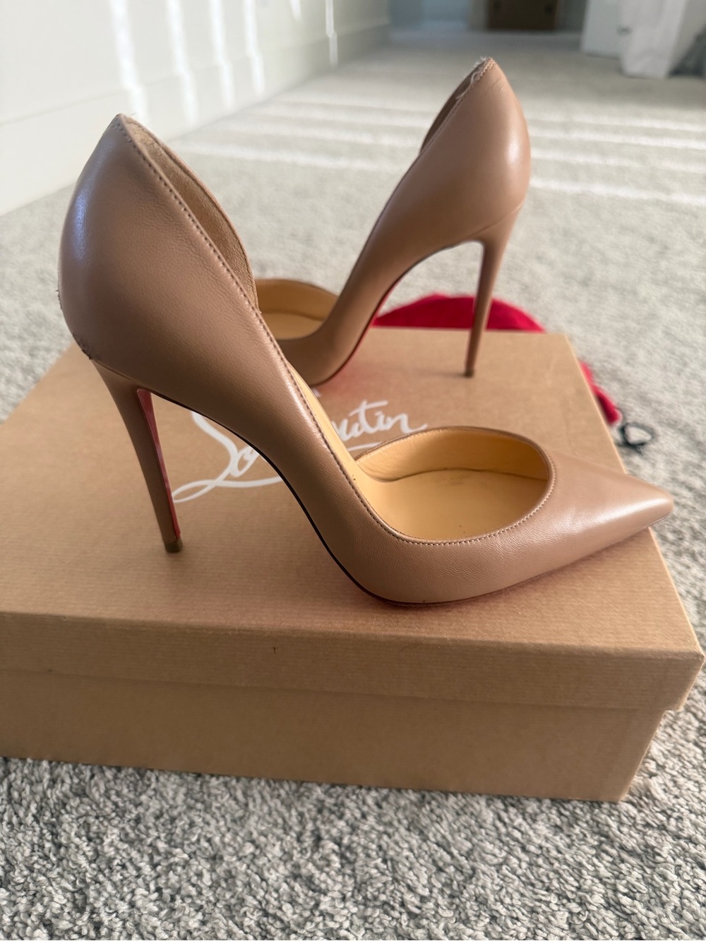 Christian Louboutin Beige Leather Pointed Toe Stiletto Pumps